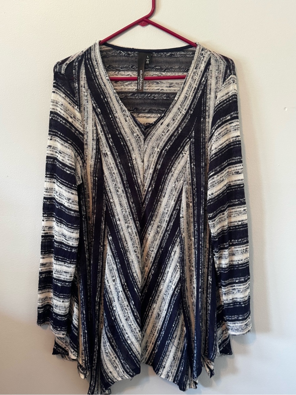 Striped V-Neck Swing Sweater Top - Navy & White